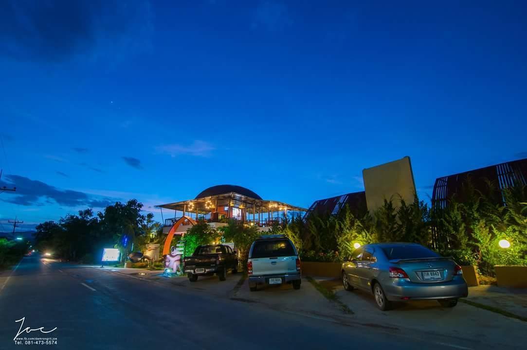 ฟูลเฮาส์ รีสอร์ท แม่สวย ภายนอก รูปภาพ