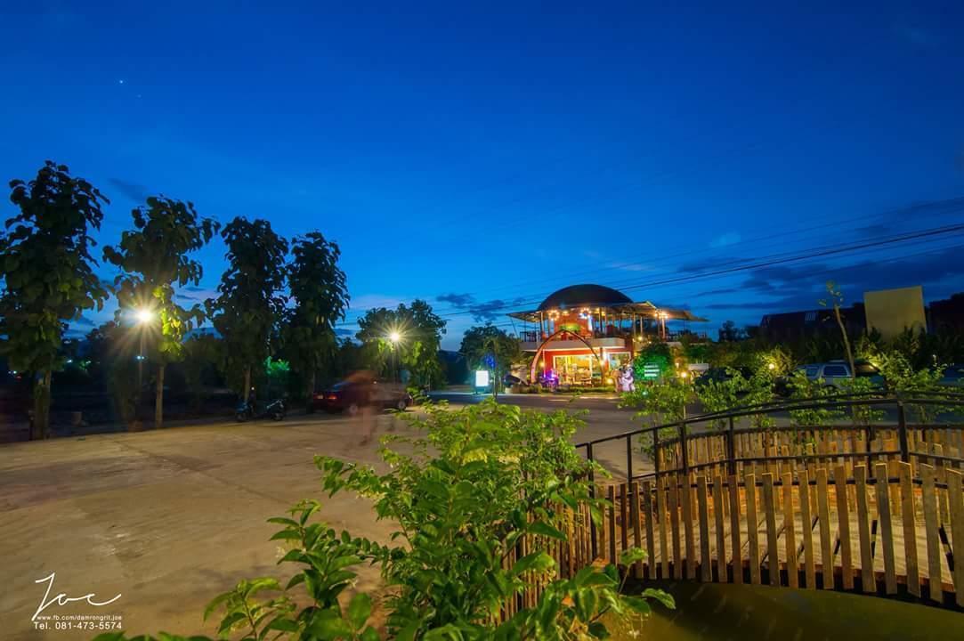 ฟูลเฮาส์ รีสอร์ท แม่สวย ภายนอก รูปภาพ